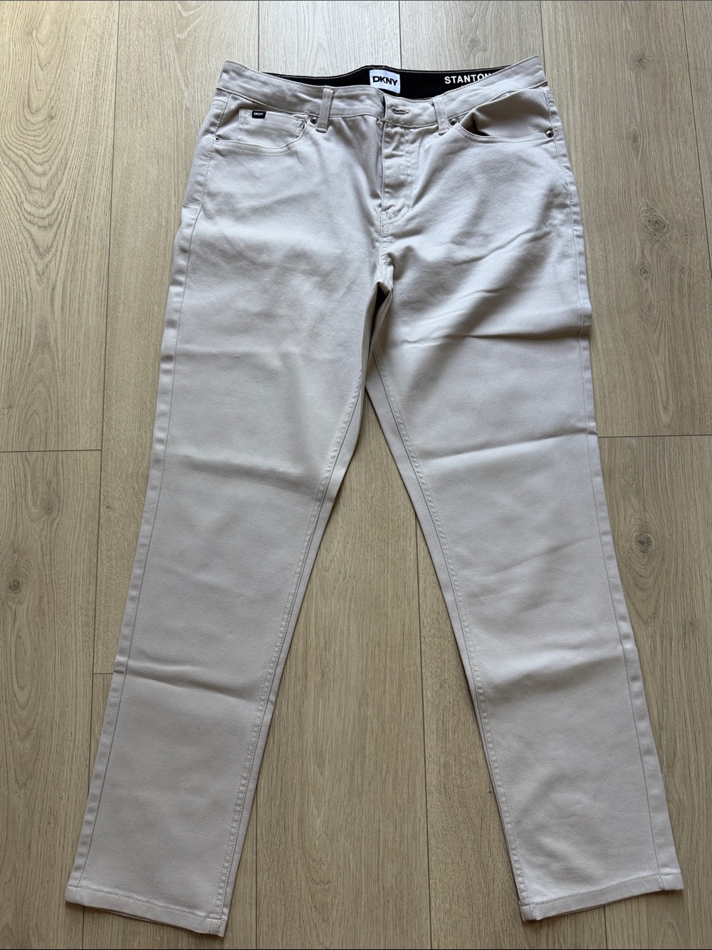 DKNY Men's Stanton Chinos in Light Beige - 34x32 Slim Fit